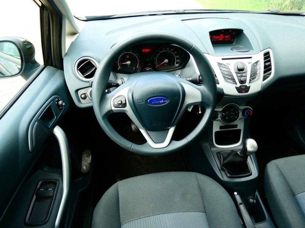 Ford Fiesta 1.25 4-Cilinder 5-Deurs Airco 2e eig. Historie Z, Voorwielaandrijving, Euro 5, Stof, 1242 cc