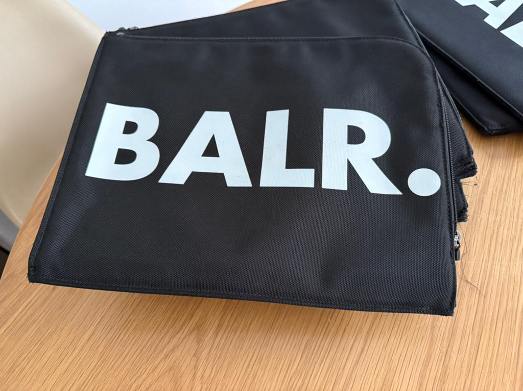 Laptop hoezen merk BALR, Computers en Software, Laptophoezen, Ophalen of Verzenden, 13 inch, Gebruikt
