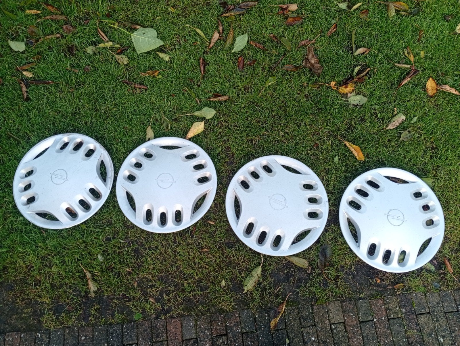 Originele Opel wieldoppen 13 inch, Auto diversen, Ophalen of Verzenden, Gebruikt