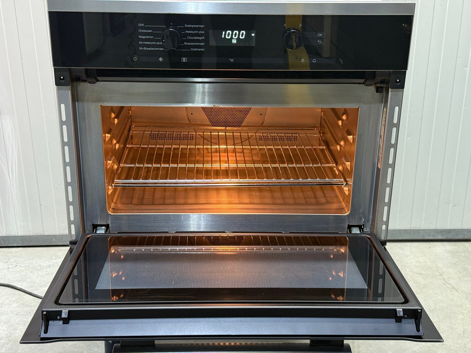 Miele Combi-oven H6200BM - Zo goed als nieuw, 45 tot 50 cm, Bella, Hete lucht, Ophalen of Verzenden