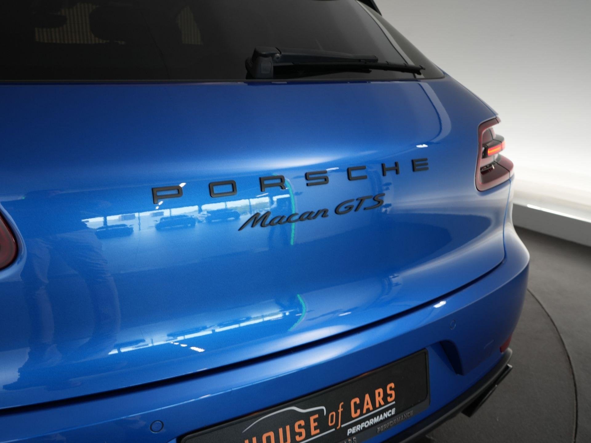 Foto 43 van Porsche Macan 3.0 GTS |panoramadak|luchtvering|PASM|sportuit