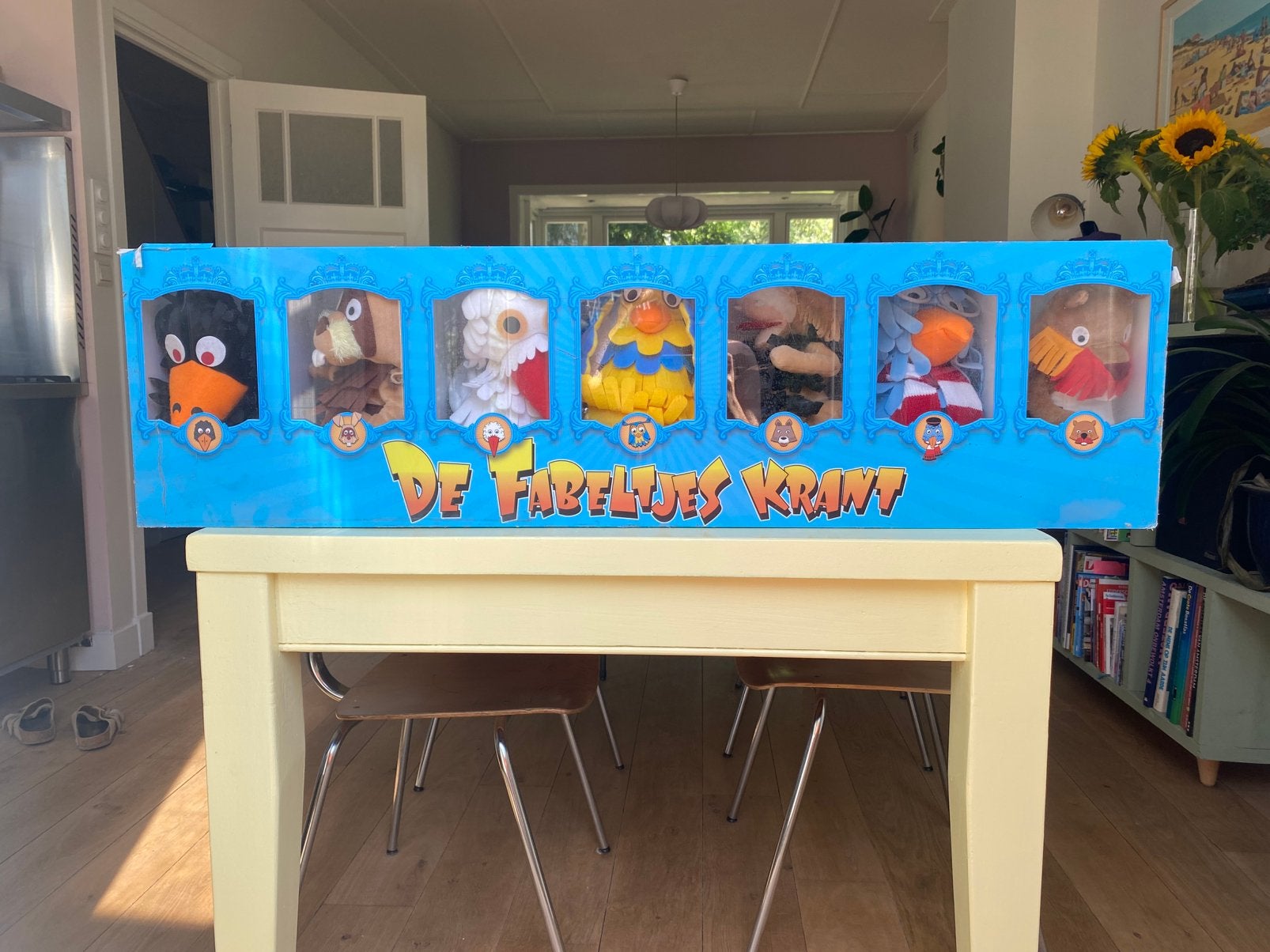 De Fabeltjeskrant handpoppen in kunststof display, Ophalen, Met doos, Gebruikt, Overige merken