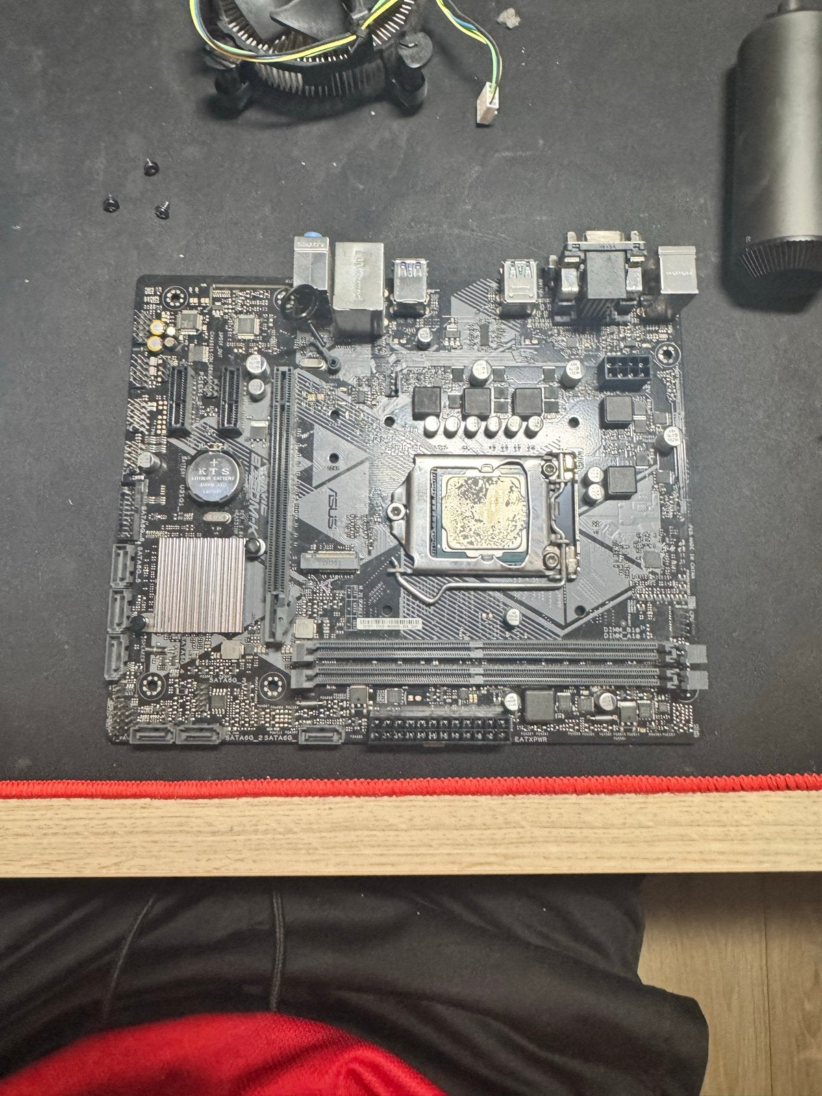 ASUS Prime B365M-K + Intel i5-9400F + Intel koeler, Ophalen of Verzenden, Gebruikt, 6-core, 2 tot 3 Ghz