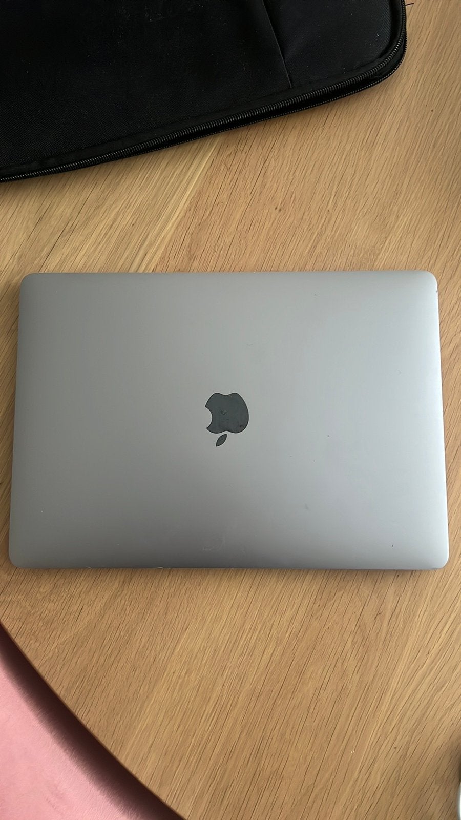 Macbook Pro 2018, Computers en Software, Apple Macbooks, Gebruikt, MacBook Pro, 13 inch, 2 tot 3 Ghz, 256 GB, 8 GB, Qwerty, Ophalen of Verzenden