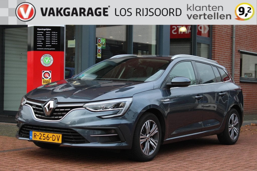 RENAULT Mégane Estate 1.3 TCe Aut. *Intens* | Trekhaak | Ca, Gebruikt, 4 cilinders, 1283 kg, Leder en Stof