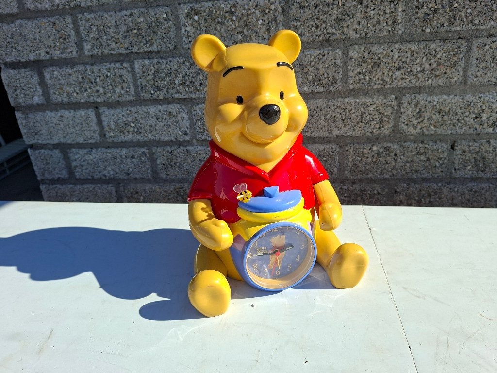 disney winnie de pooh klok wekker en spaarpot in 1, Verzamelen, Disney, Ophalen of Verzenden, Overige figuren, Gebruikt, Beeldje of Figuurtje