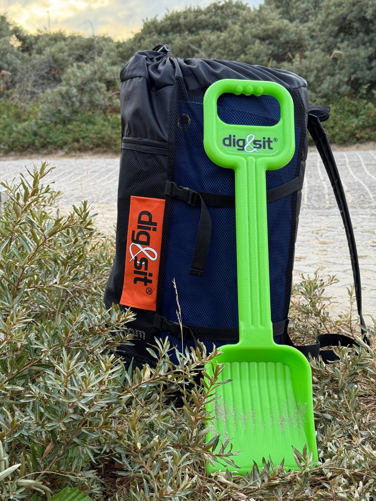 Dig&Sit strandmat met schep en rugzak, Ophalen, Gebruikt, Campingstoel