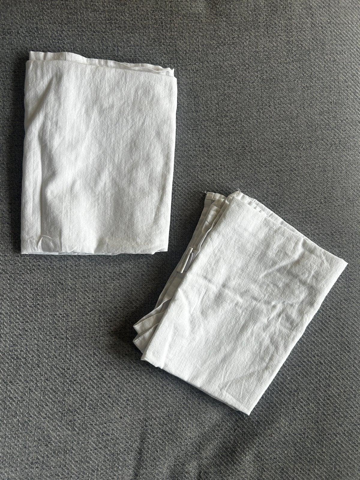 Twee Prénatal lakentjes voor wieg, Gebruikt, Jongetje of Meisje, Wit, Ophalen of Verzenden