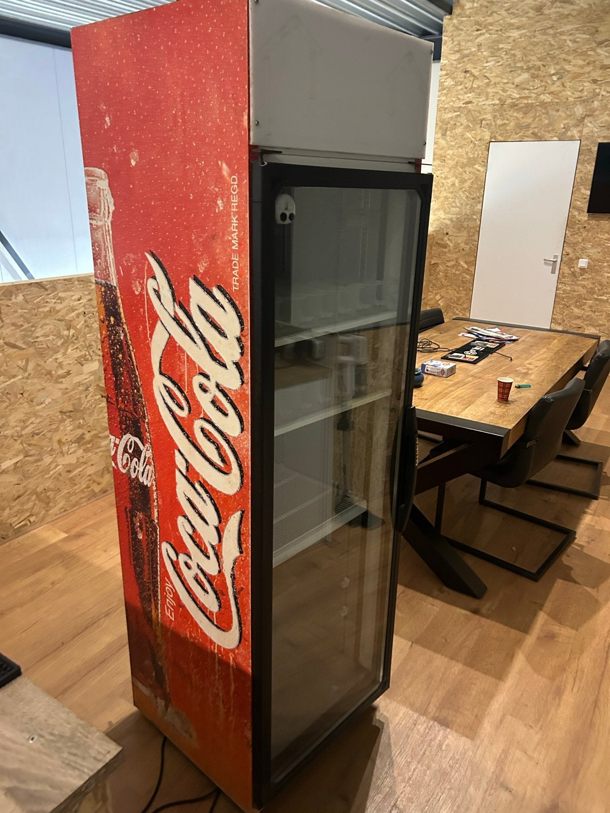 Defecte Coca-Cola koelkast - op te halen, Witgoed en Apparatuur, Zonder vriesvak, 200 liter of meer, 60 cm of meer, Niet werkend