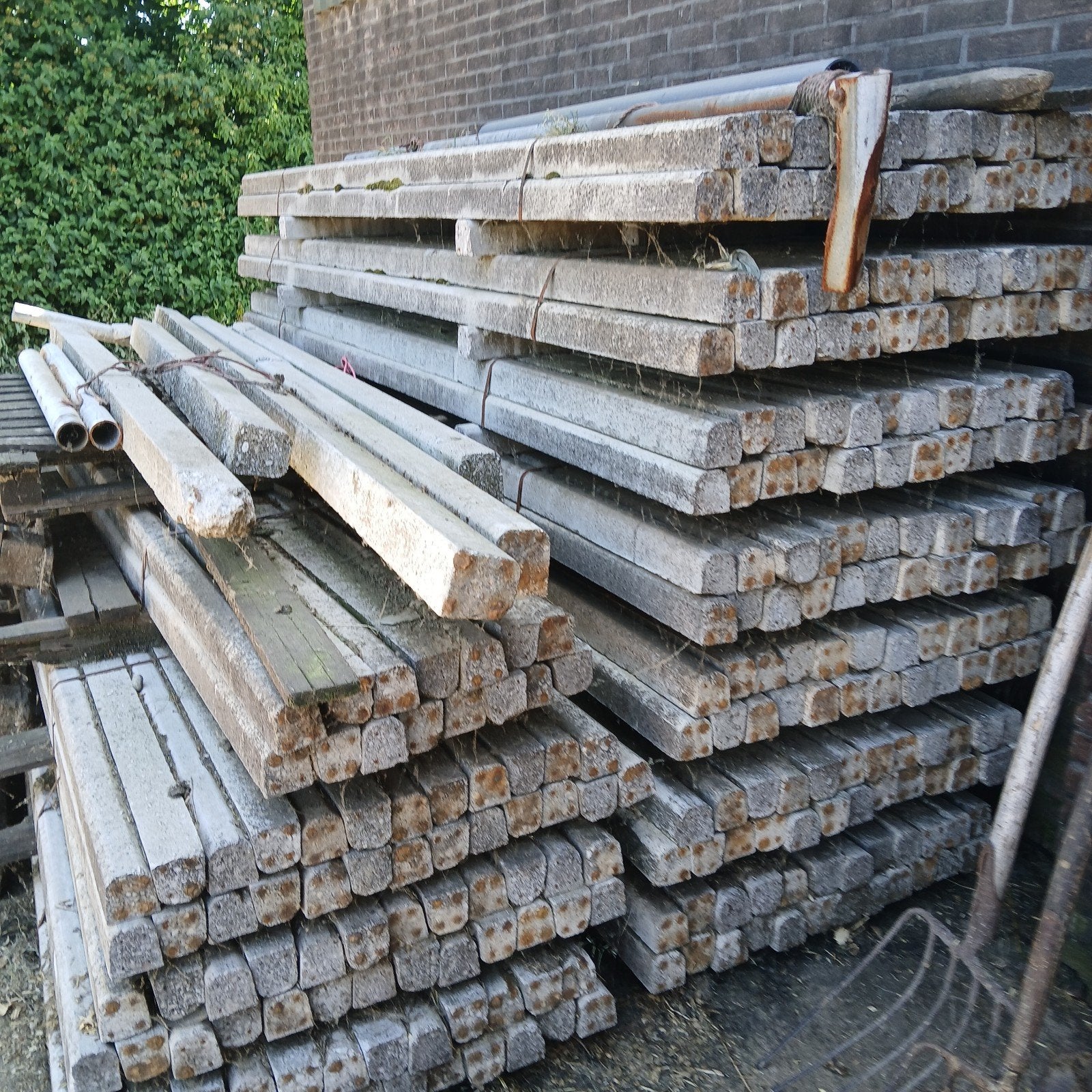 Gebruikte betonpalen en eindjukken., Ophalen, Gebruikt, Overige typen