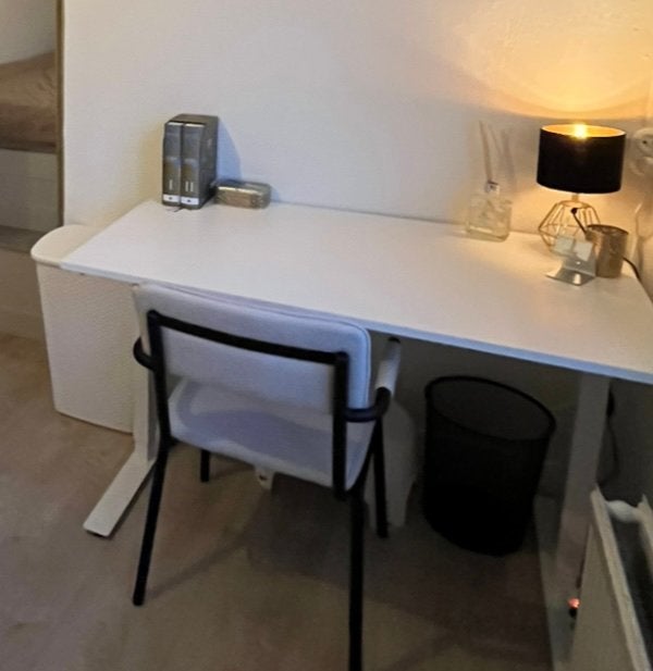Ikea sta/zit bureau verstelbaar, Huis en Inrichting, Tafels | Eettafels, Ophalen, Gebruikt, 50 tot 100 cm, 100 tot 150 cm