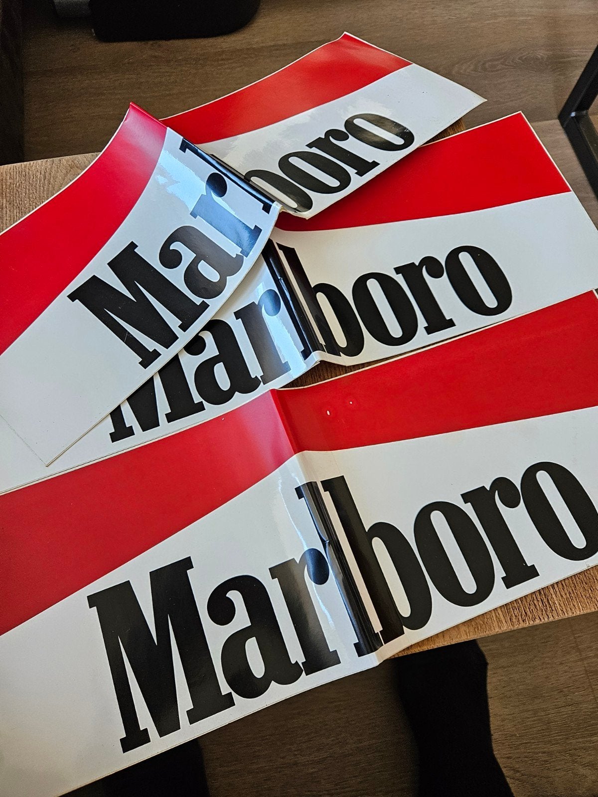 Marlboro stickers, Ophalen of Verzenden, Zo goed als nieuw