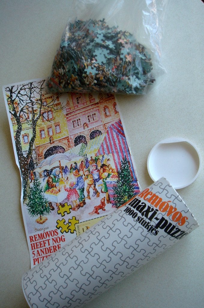 Removos legpuzzel kerstmarkt jaren 80/90 € 7,50, Ophalen of Verzenden, 500 t/m 1500 stukjes, Nieuw