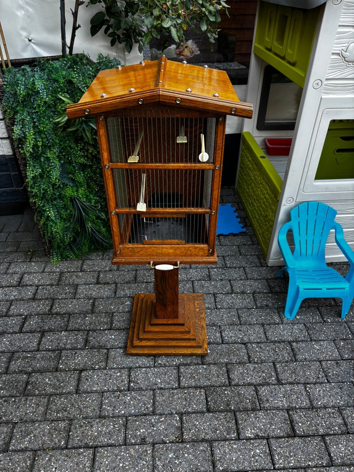 Mooie houten vogelkooi op poot, Ophalen, Zo goed als nieuw, Hout, Vogelkooi