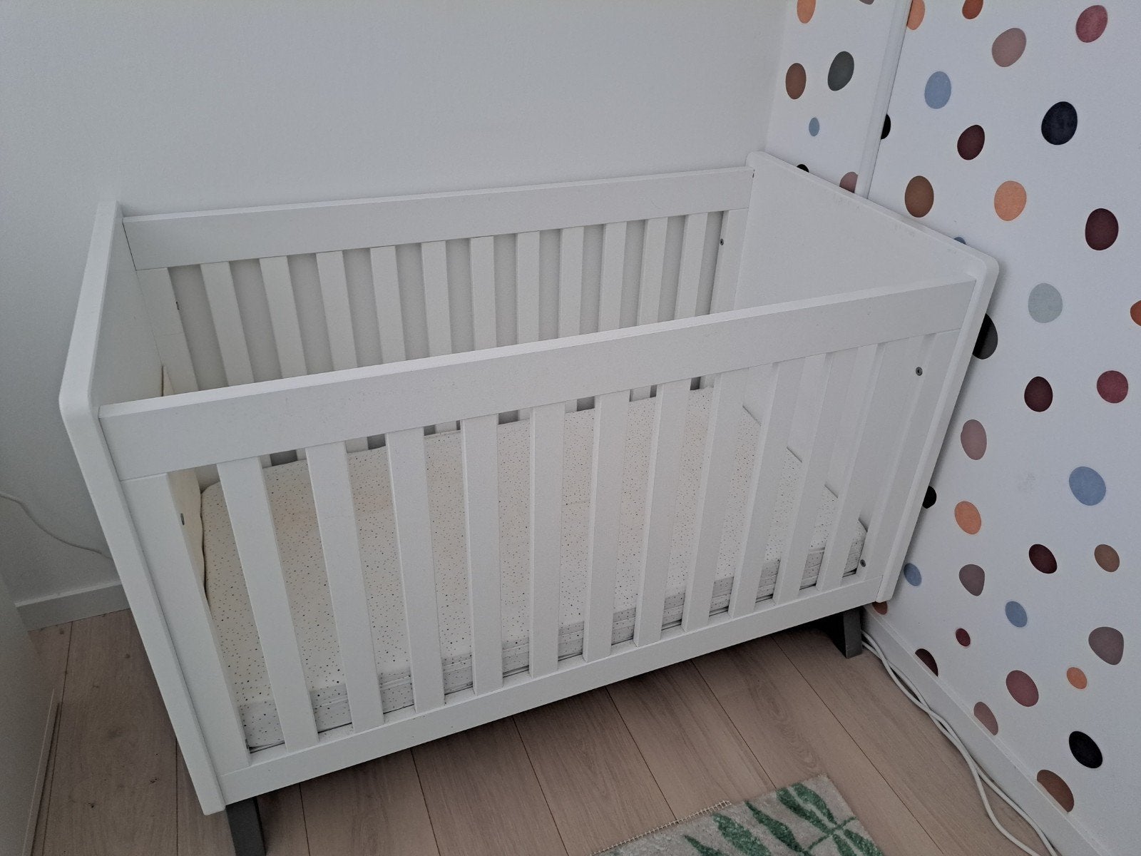 Wit babybedje Bopita met lichte gebruikssporen, Gebruikt, 90 cm, Eenpersoons, Wit