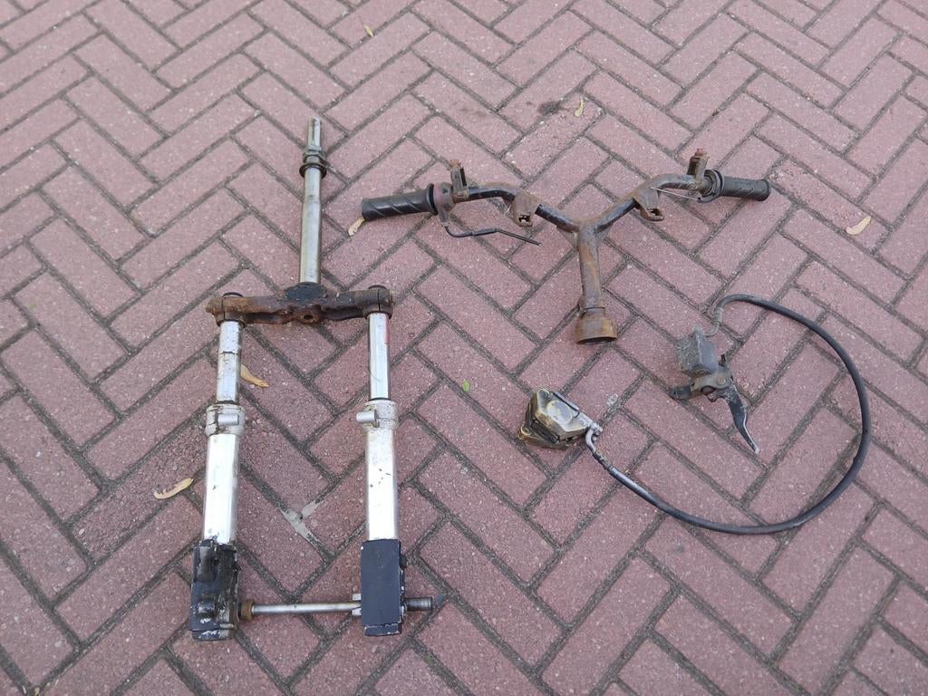 Voorvork voorrem stuur aprilia sr vork, Fietsen en Brommers, Ophalen of Verzenden, Gebruikt, Overige typen, Overige merken