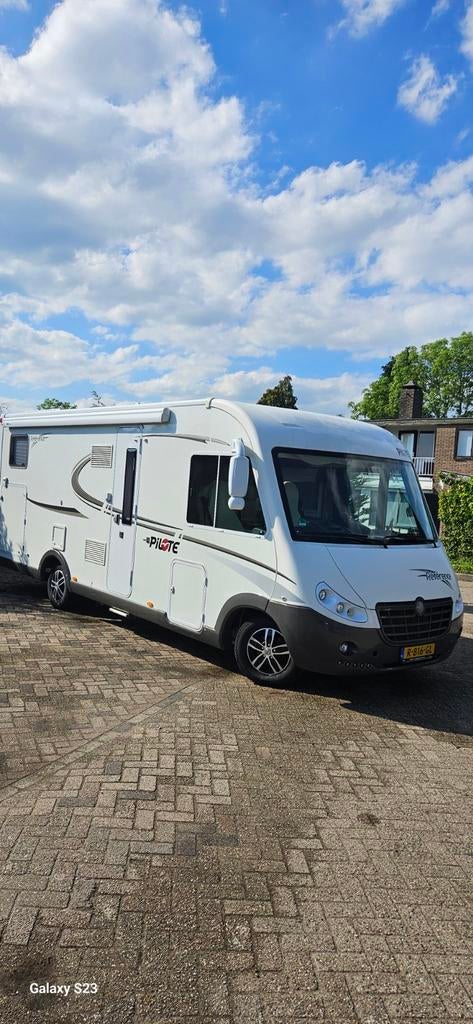 Camper pilote-G740LGJ  56300 km, Particulier, Integraal