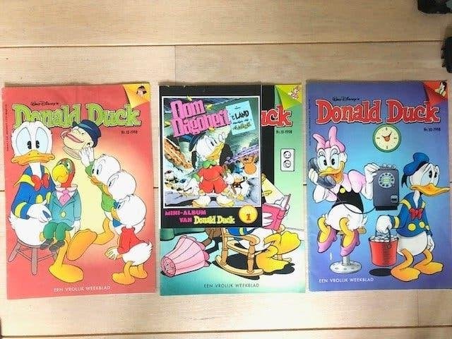 3 Donald Ducks uit 1998, Gelezen, Ophalen of Verzenden, Donald Duck, Meerdere stripboeken