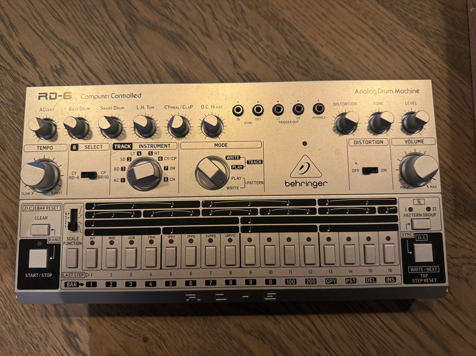 Behringer rd-6 / RD6, Muziek en Instrumenten, Drumcomputers, Ophalen of Verzenden, Zo goed als nieuw, Overige merken