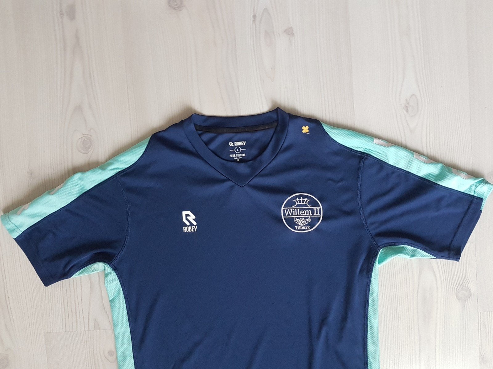 Willem 2 heren voetbalshirt in size large, Maat XL, Ophalen of Verzenden, Zo goed als nieuw, Shirt