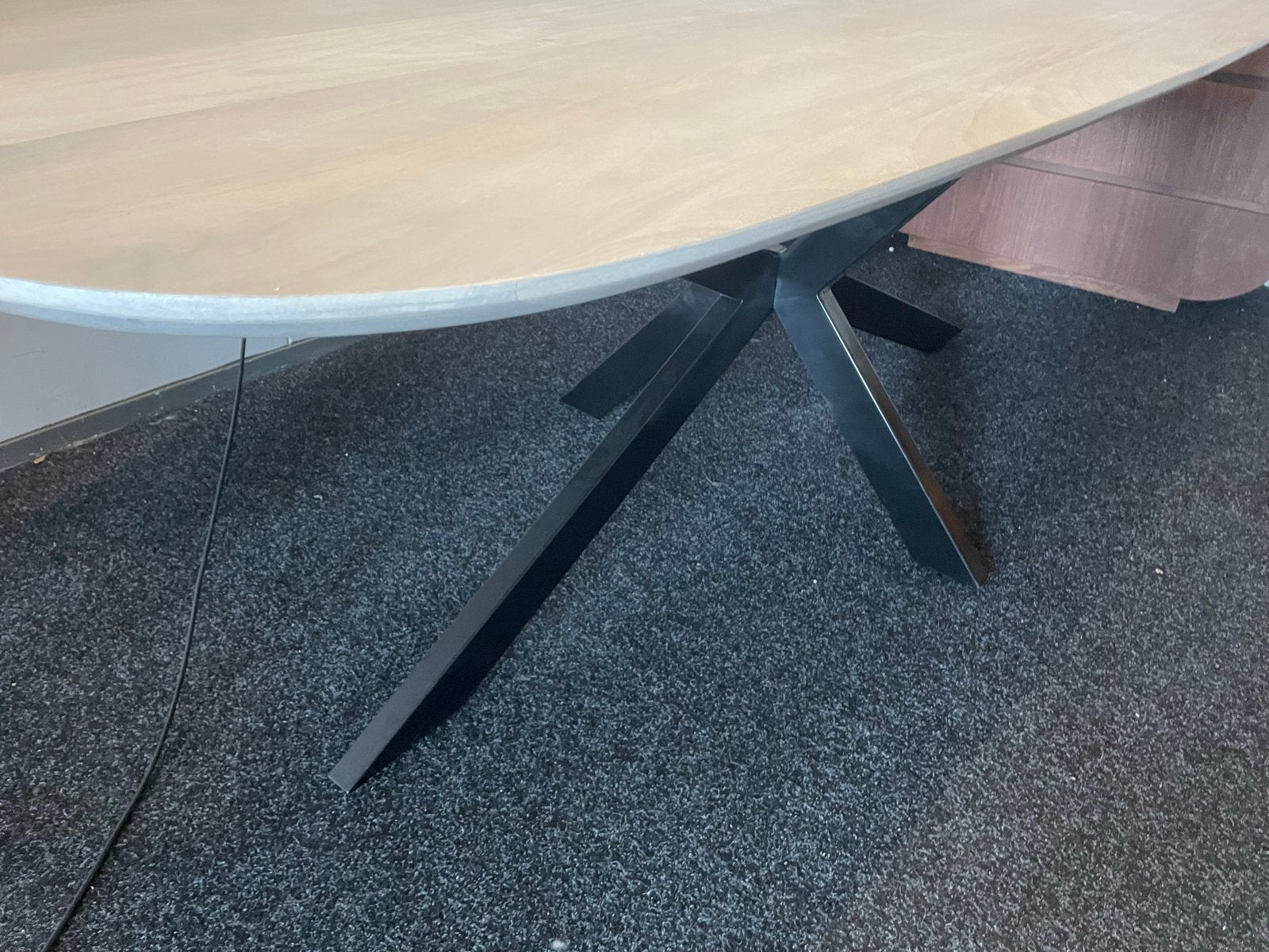 Deens ovale eettafel 220x100 massief hout spinpoot, Huis en Inrichting, Ophalen, 100 tot 150 cm, Vijf personen of meer, Ovaal