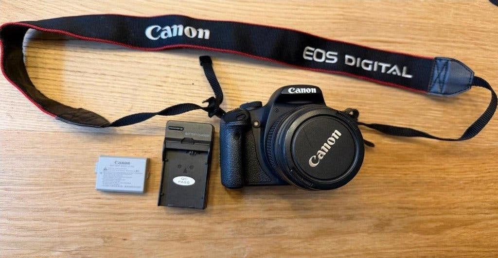 Canon EOS 500D (Rebel T1i) DSLR Camera + 18-55mm IS Lens