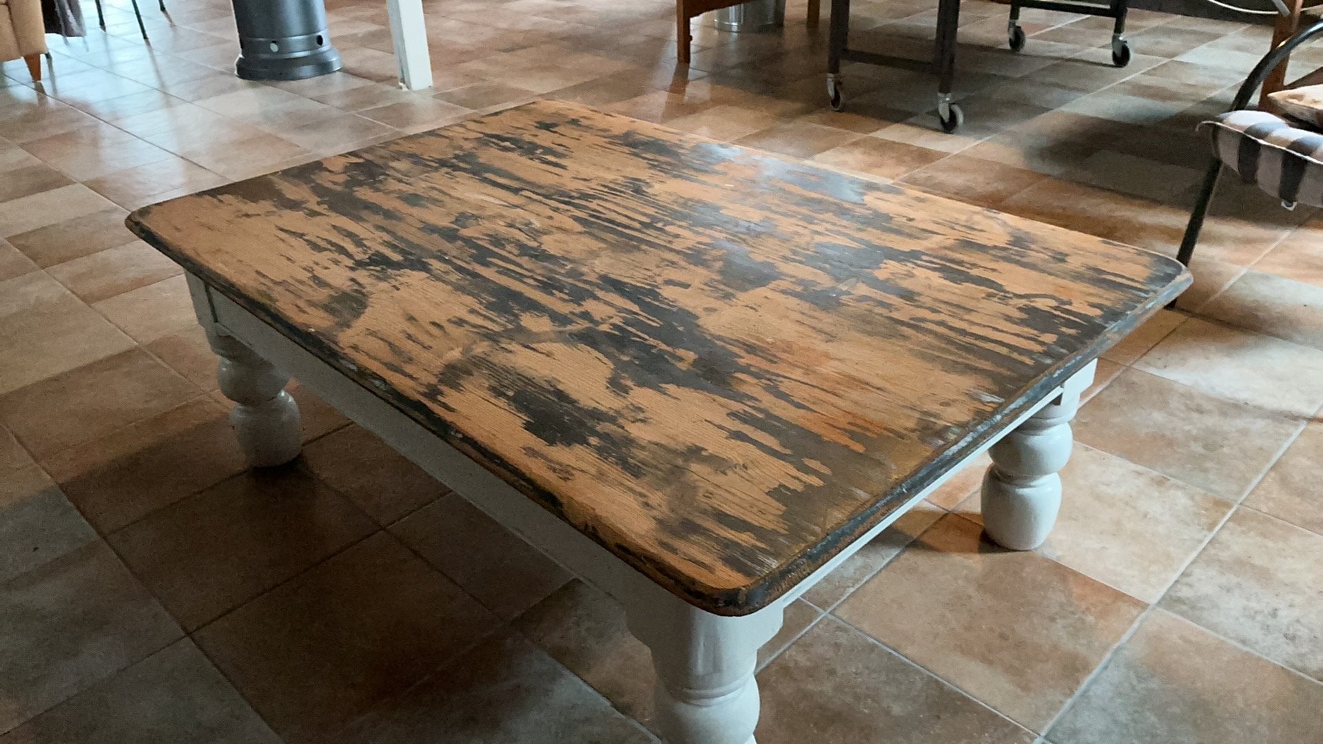 Grote en kleinere zware landelijke salontafel, Huis en Inrichting, Ophalen, 100 tot 150 cm, 50 tot 100 cm, Zo goed als nieuw