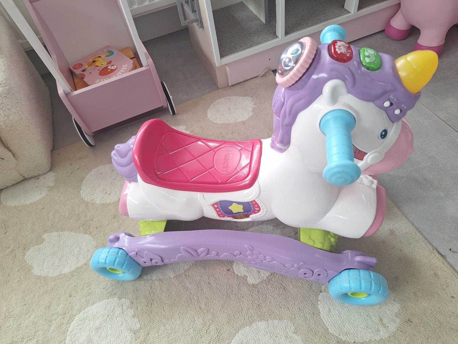 VTech Eenhoorn Loopfiets en Rijder, Ophalen, Zo goed als nieuw, 6 maanden tot 2 jaar
