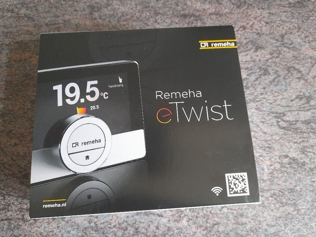 REMEHA SLIMME THERMOSTAAT NIEUW IN DOOS, Doe-het-zelf en Verbouw, Ophalen, Slimme thermostaat, Nieuw