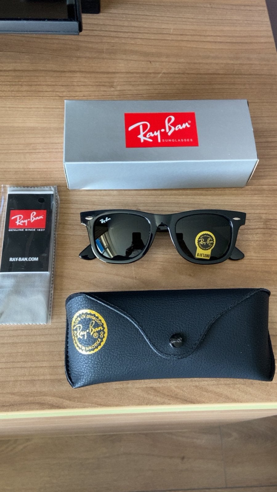 Ray ban wayfarer zonnebril (unisex), Zonnebril, Zwart, Ophalen of Verzenden, Zo goed als nieuw