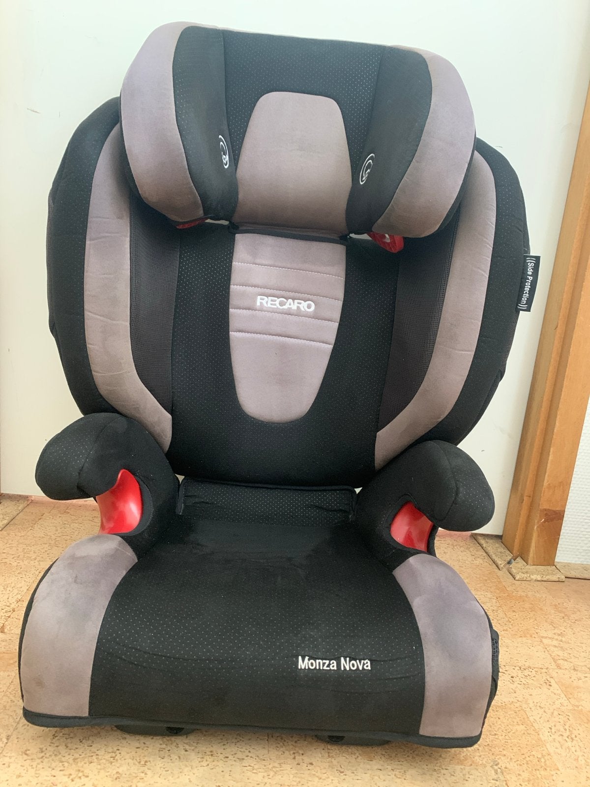 Recaro Monza Nova autostoel - Zwart/Grijs, Autogordel, 15 t/m 36 kg, Verstelbare rugleuning, Zo goed als nieuw