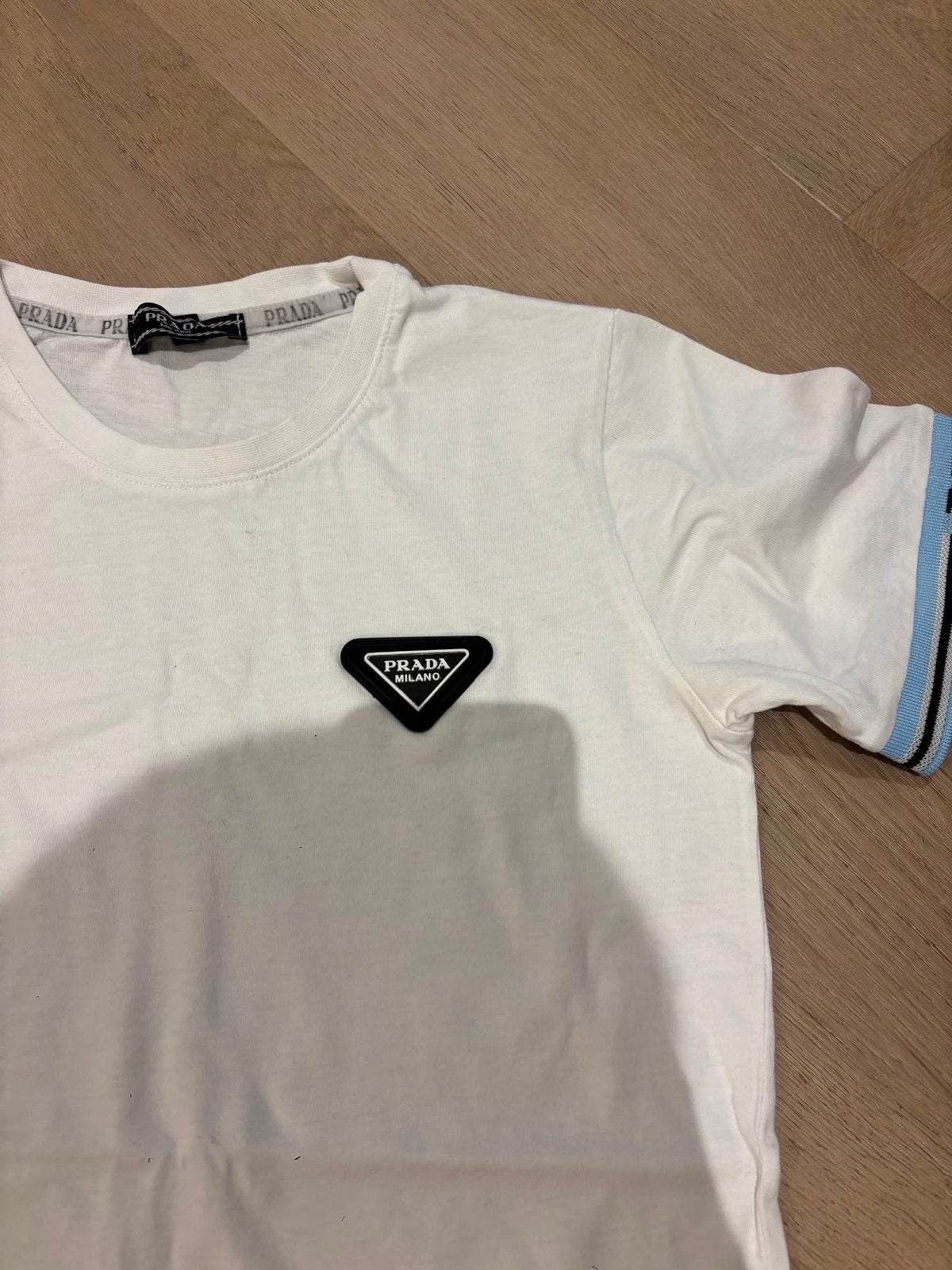 Set van 2 T-shirts: Prada en Moncler (Maat 152/158), Ophalen of Verzenden, Zo goed als nieuw, Jongen of Meisje, Shirt of Longsleeve