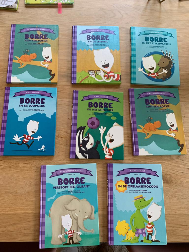 Borre Leesclub Boekjes - Complete Set (8 Boeken), Ophalen of Verzenden, Zo goed als nieuw, Fictie algemeen