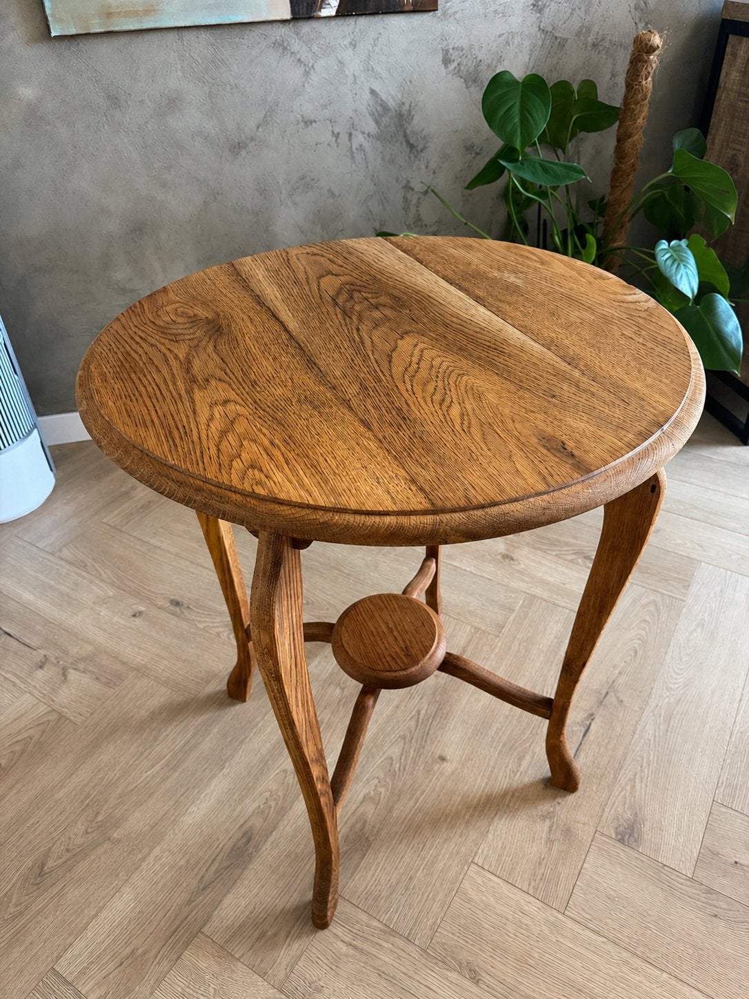 Antieke ronde bijzettafel van eikenhout, Antiek en Kunst, Ophalen