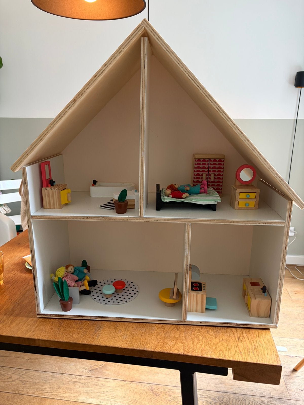 Houten poppenhuis, Kinderen en Baby's, Speelgoed | Poppenhuizen, Ophalen, Zo goed als nieuw, Poppenhuis