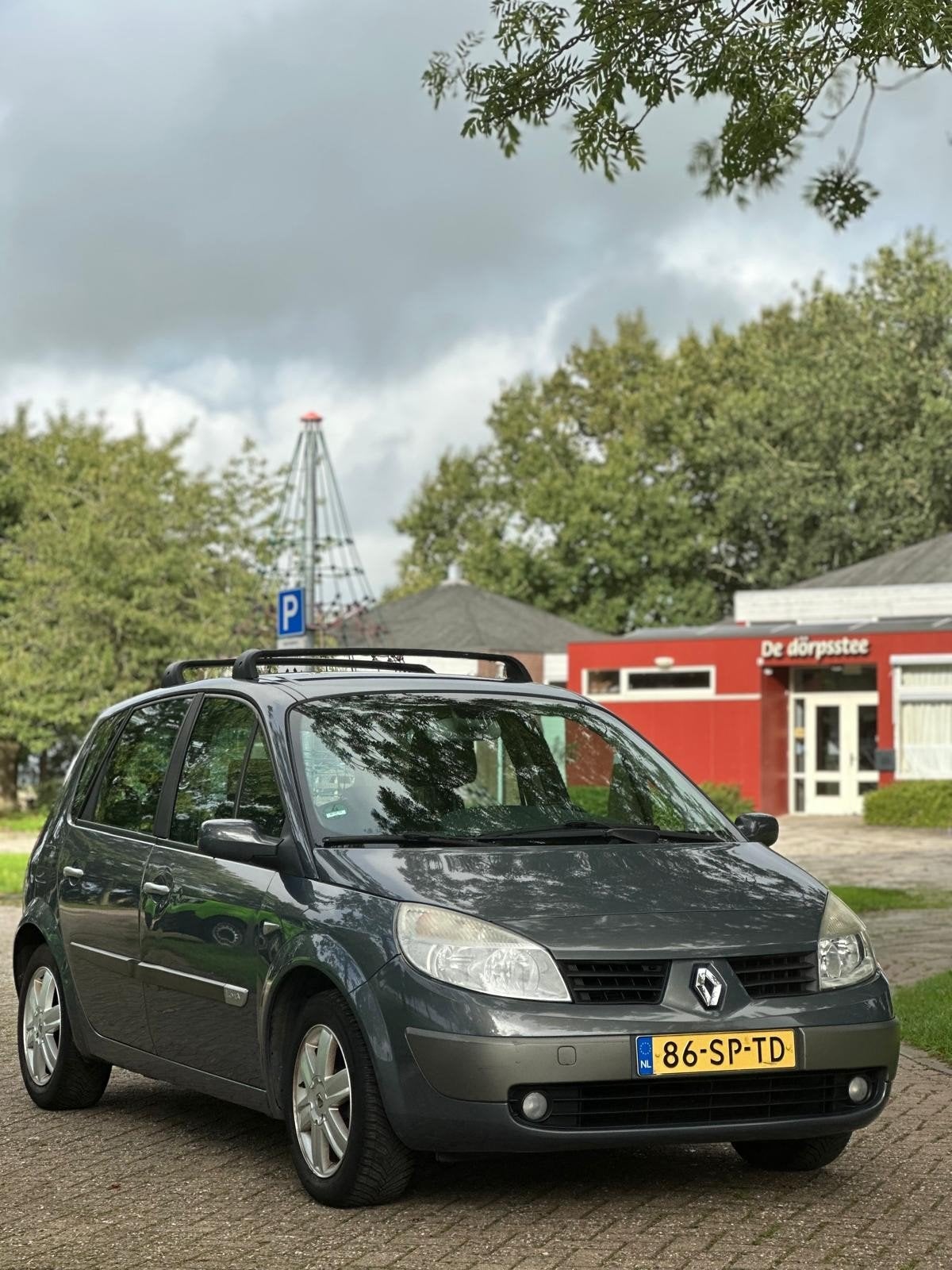 Renault Scénic 1.6 16V | APK 04-2027 | Distributieriem 2023, Auto's, Voorwielaandrijving, 1295 kg, 4 cilinders, Grijs
