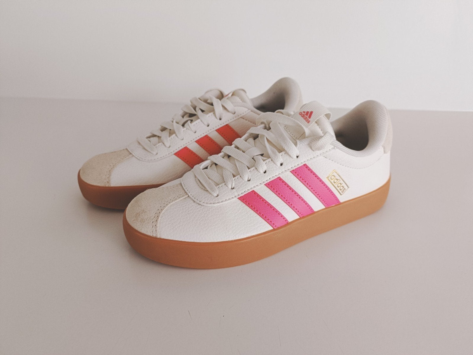 NIEUW! Adidas sneakers, maat 38, Adidas, Wit, Nieuw, Ophalen of Verzenden