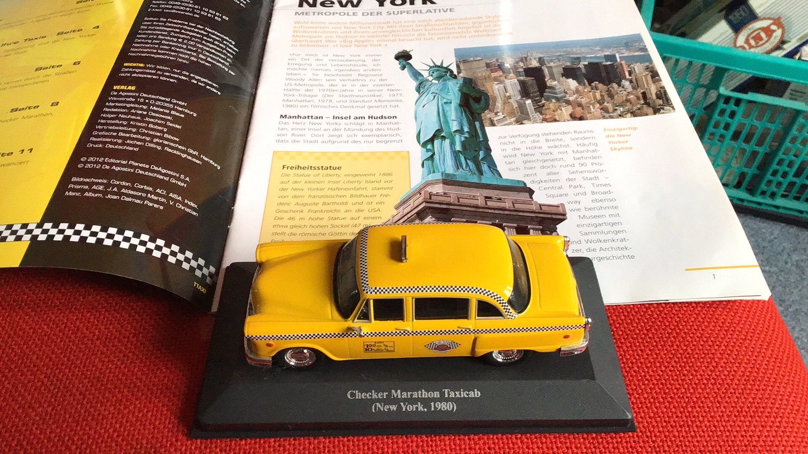 CHECKER MARATHON TAXI CAB+ 16 PAG FOLDER GLOEDNIEUW, Ophalen of Verzenden, Nieuw, Auto