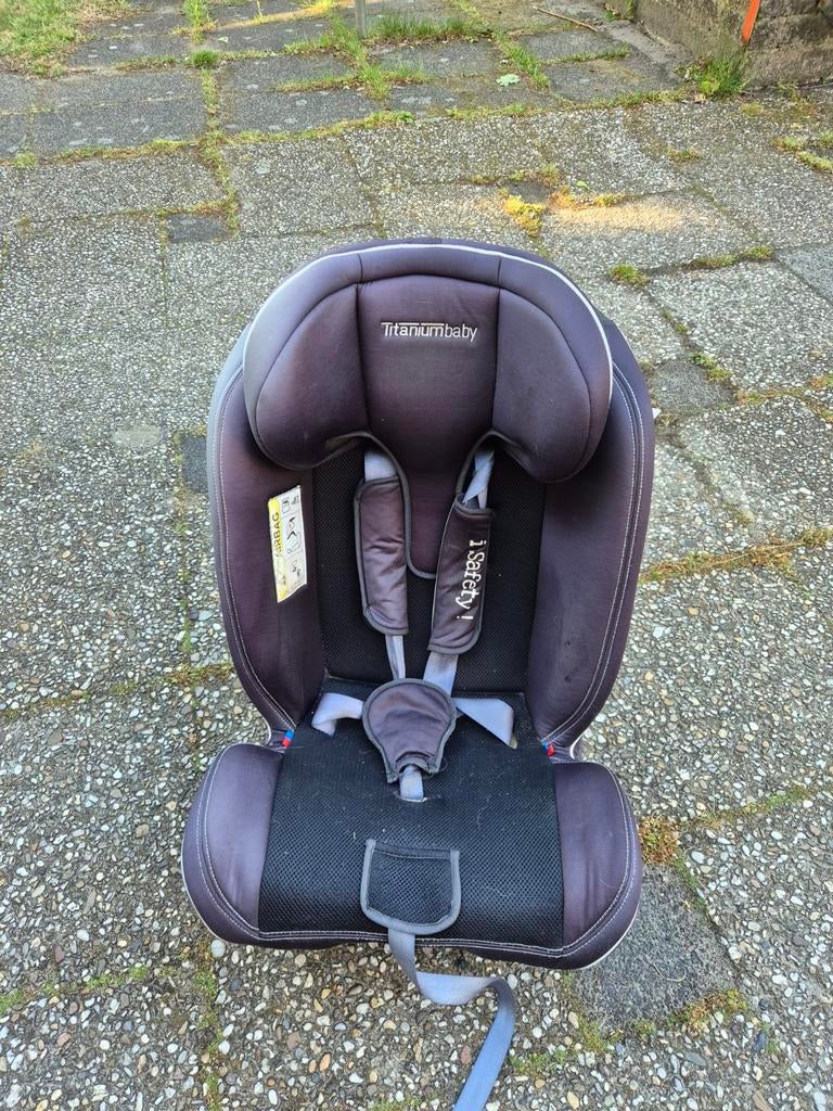 Titaniumbaby kinderstoel met ligstand, Verstelbare rugleuning, 9 t/m 36 kg, Ophalen, Overige merken