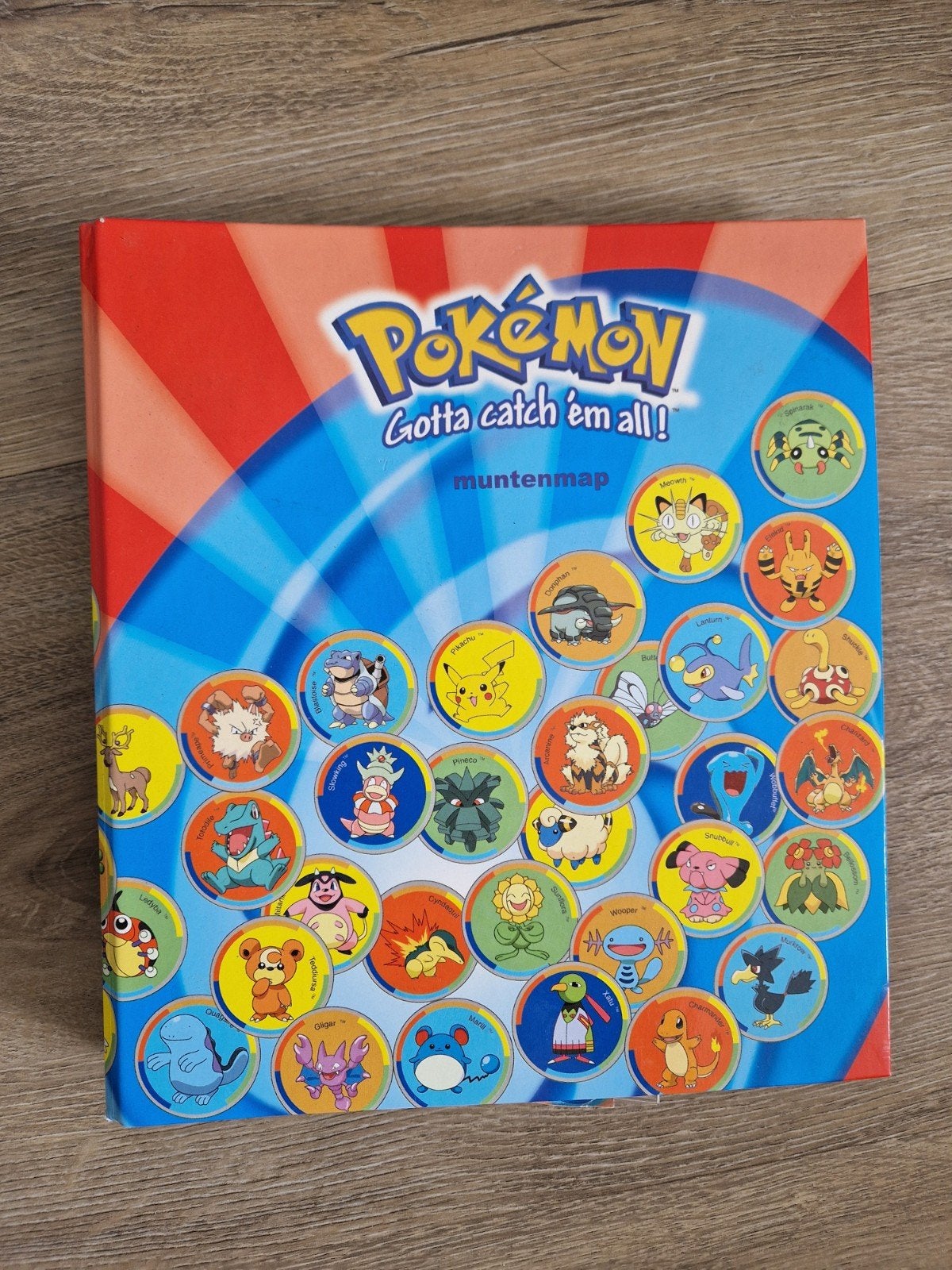 Pokémon muntenmap 2001 Super de Boer – 48 munten, Ophalen of Verzenden, Overige typen