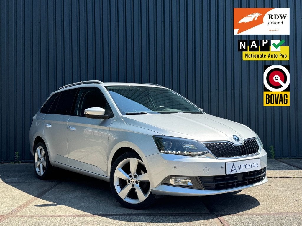 Skoda Fabia Combi 1.2 TSI First Edition Style 1e eigenaar, N, Auto's, Stof, 4 cilinders, Origineel Nederlands, Handgeschakeld