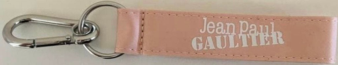JEAN PAUL GAULTIER SLEUTELHANGER NIEUW, Ophalen of Verzenden, Nieuw, Roze, Handen en Nagels