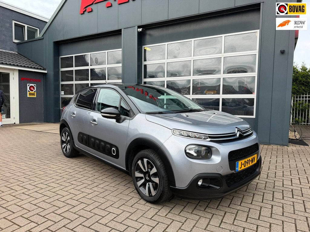 Citroen C3 1.2 PureTech S&S Shine / Pano / Cruise / CarPlay, Auto's, Voorwielaandrijving, 1199 cc, 49 €/maand, Bedrijf