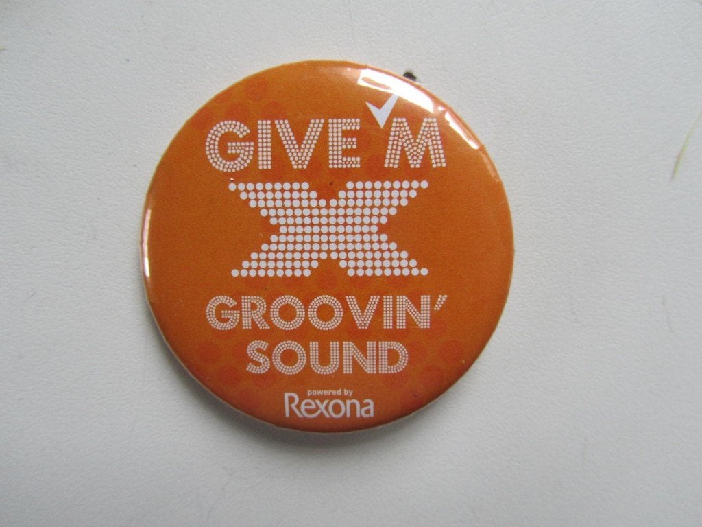 4 verschillende  buttons REXONA, Ophalen of Verzenden, Zo goed als nieuw, Merk, Button