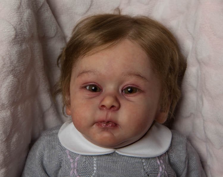 Mooie reborn Huxley., Ophalen of Verzenden, Zo goed als nieuw, Babypop, Levensecht of Reborn