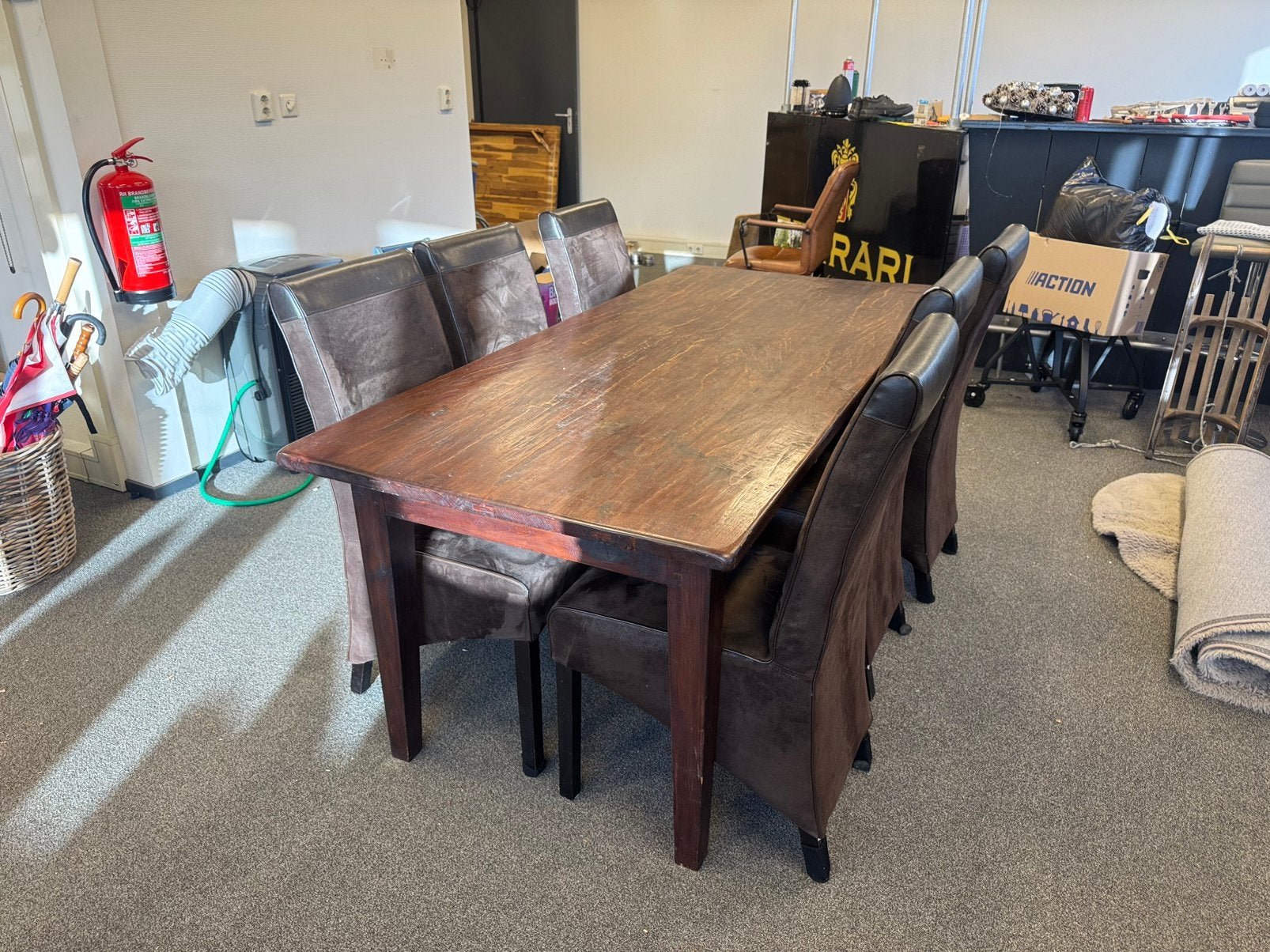 Eettafel 200x90cm met 6 bruine half lederen eetkamerstoelen, Ophalen, 200 cm of meer, 50 tot 100 cm, Zo goed als nieuw