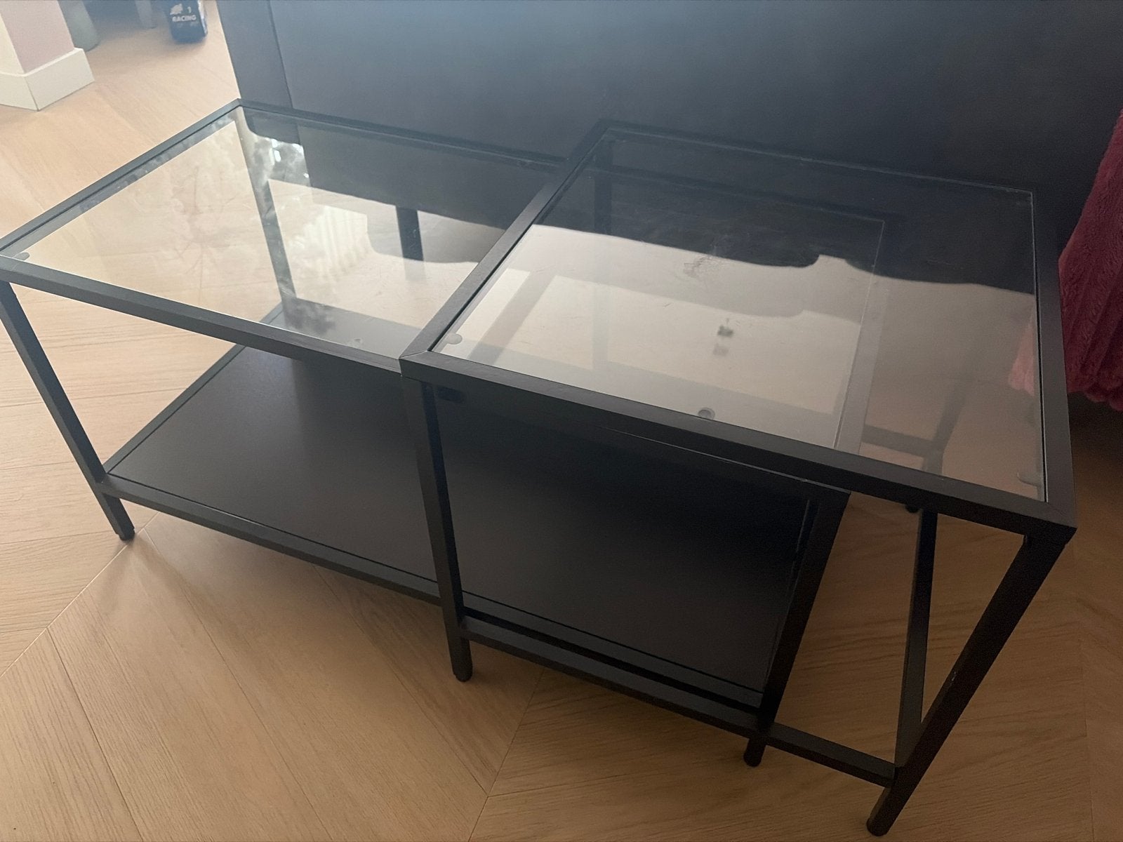 IKEA Glazen Bijzettafel - Modern en Compact, Ophalen, 50 – 75, Gebruikt, Vierkant