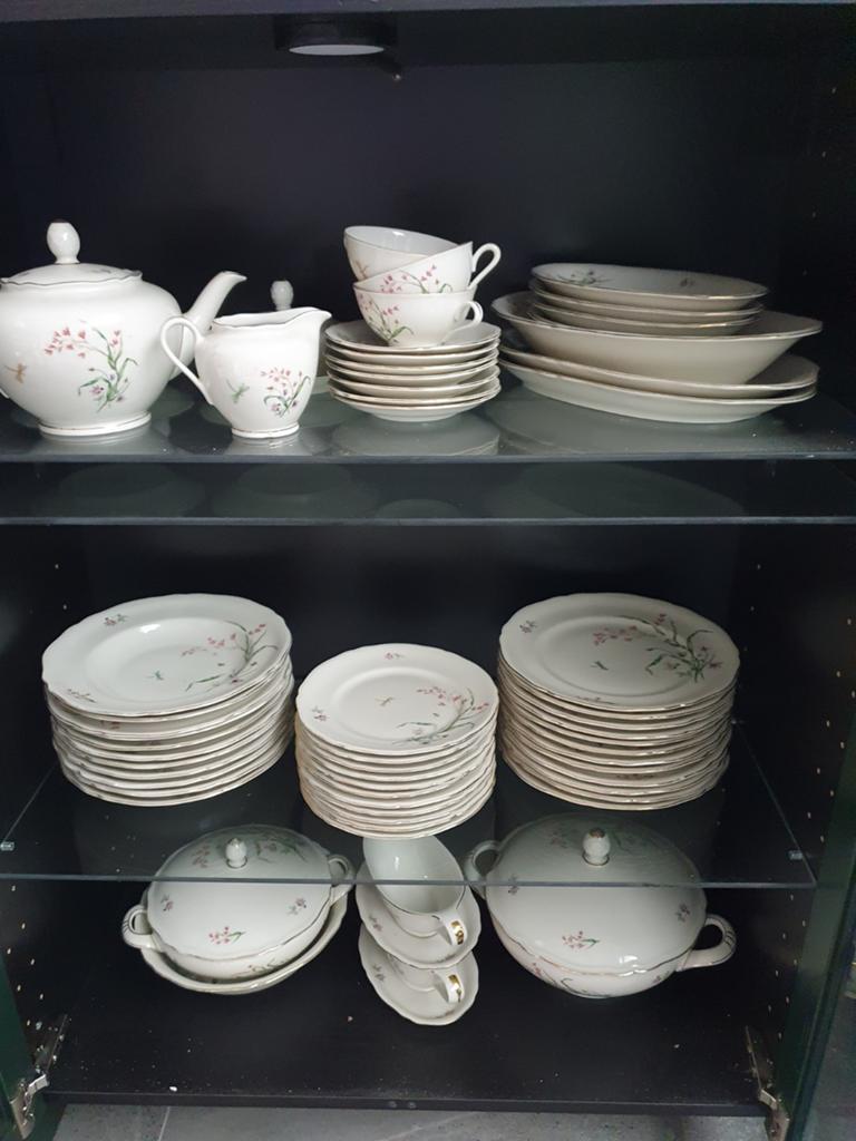 Prachtig porseleinen servies met bloemmotief Bavaria, Antiek en Kunst, Antiek | Servies compleet, Ophalen