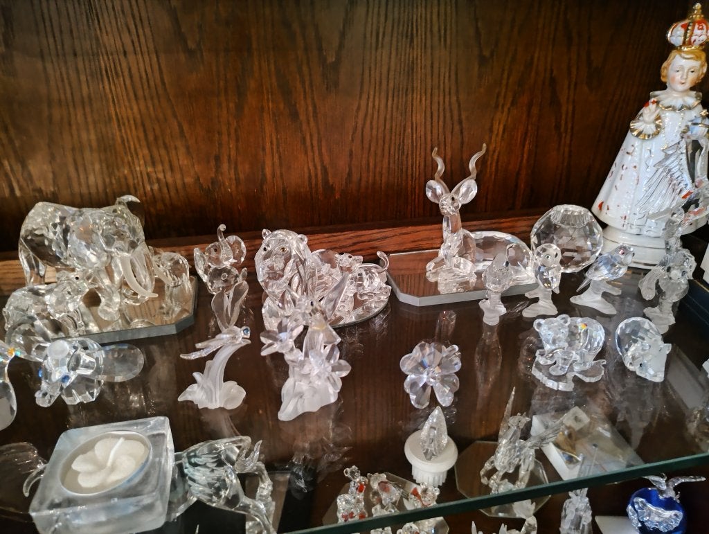 SWAROVSKI JAARSTUKKEN OLIFANT-KOEDOE-LEEUW, Ophalen, Nieuw, Figuurtje