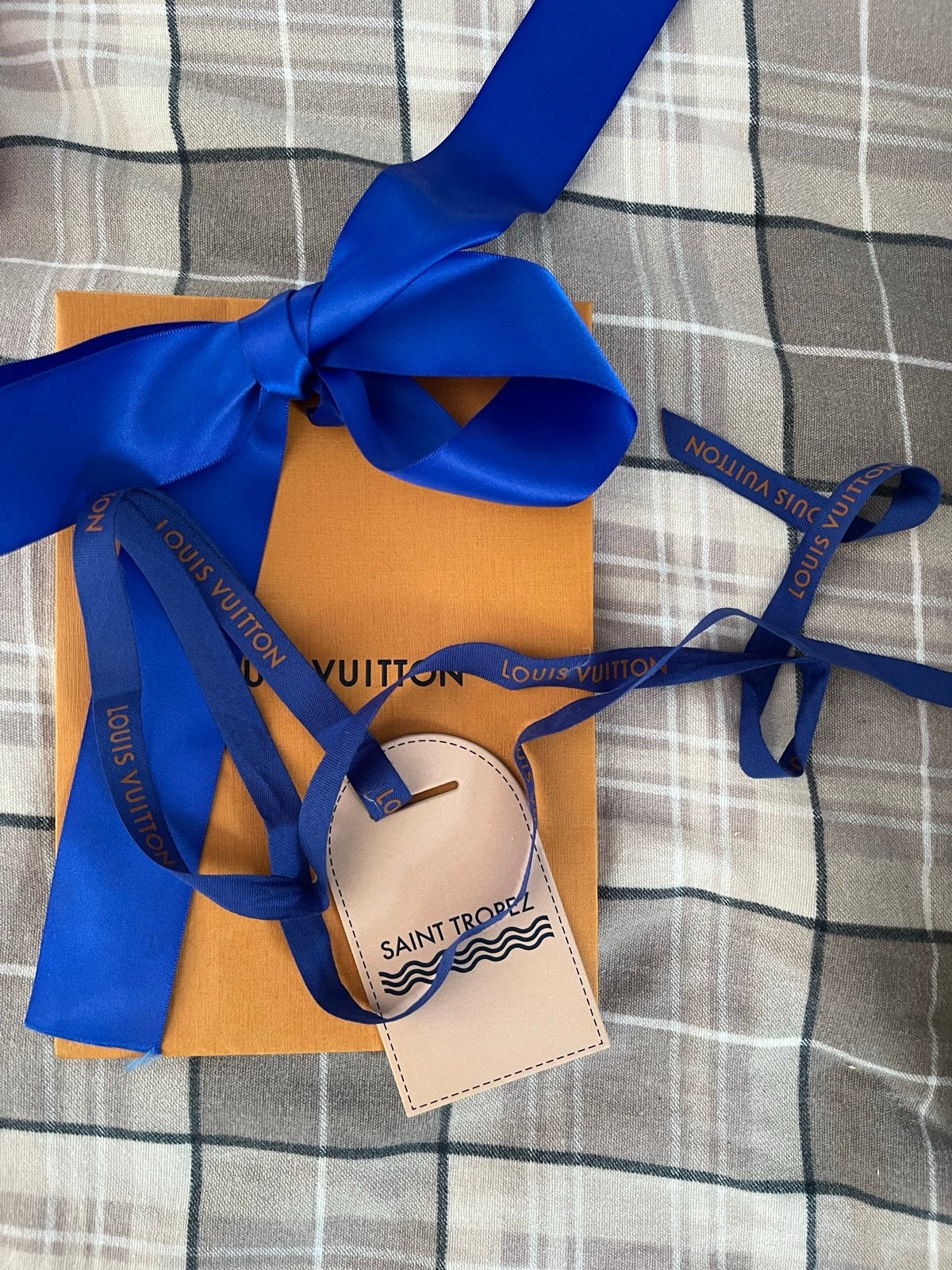 Louis Vuitton cadeauverpakking met Saint Tropez label, Ophalen of Verzenden, Zo goed als nieuw